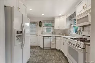 30 Lindbergh Ln, New City, NY 10956 - Photo 7