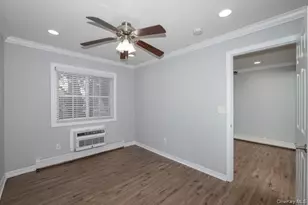 9 Willowbrook Rd, Bay Shore, NY 11706 - Photo 3