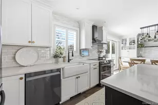 66 Country Village Ln, East Islip, NY 11730 - Photo 9