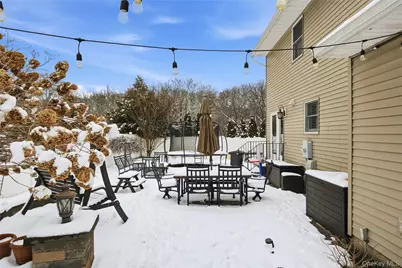 66 Country Village Lane, East Islip, NY 11730 - Photo 31