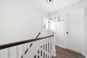 66 Country Village Ln, East Islip, NY 11730 - Photo 23