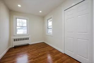 571 Center Dyre Ave, West Islip, NY 11795 - Photo 13