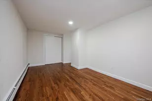 571 Center Dyre Ave, West Islip, NY 11795 - Photo 17