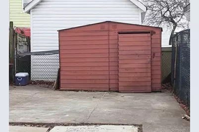 129-28 135th Place, Ozone Park, NY 11420 - Photo 15