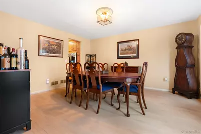 25 Cherokee Rd, East Brunswick Township, NJ 08816 - Photo 13