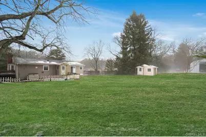 1447 N Ocean Avenue, Medford, NY 11763 - Photo 25