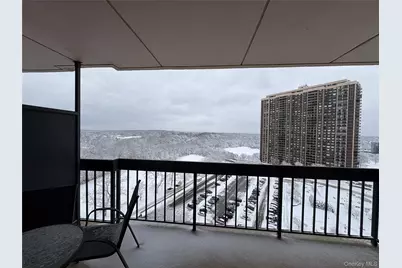 269-10 17K Grand Central Parkway #17K, Floral Park, NY 11005 - Photo 17