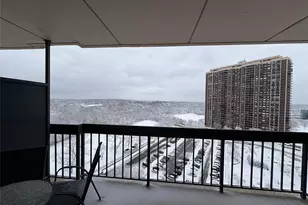 269-10 17K Grand Central Pkwy, Floral Park, NY 11005 - Photo 17