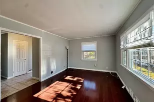 2645 Old Yorktown Rd, Yorktown Heights, NY 10598 - Photo 3