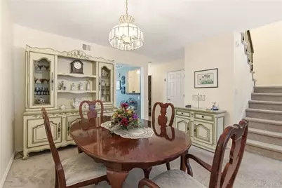 10 Hampton Way, Woodbury, NY 11797 - Photo 11