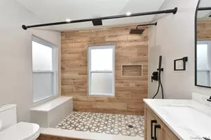 115 N Bergen Pl, Freeport, NY 11520 - Photo 21