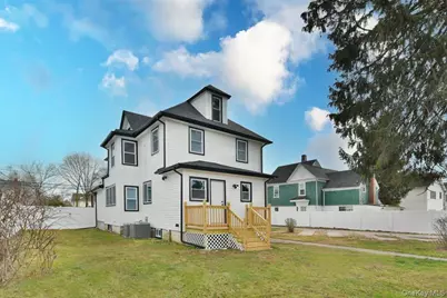 115 N Bergen Place, Freeport, NY 11520 - Photo 41