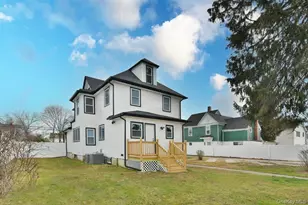 115 N Bergen Pl, Freeport, NY 11520 - Photo 41