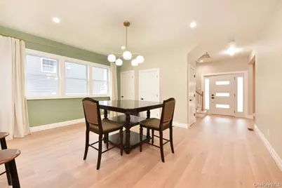 115 N Bergen Place, Freeport, NY 11520 - Photo 9