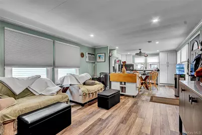 164 Village Circle W, Manorville, NY 11949 - Photo 5