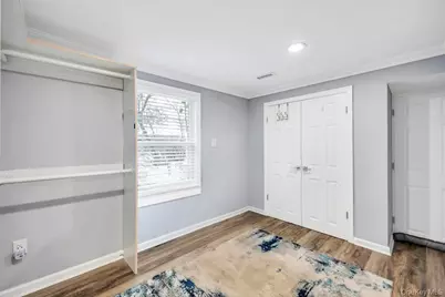 178 Missouri Avenue, Bay Shore, NY 11706 - Photo 27