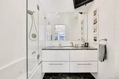 41 Erick Avenue, Hewlett, NY 11557 - Photo 21