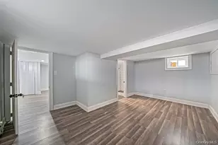 23 Maple Ave, Hempstead, NY 11550 - Photo 17