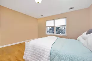 107 James St, Massapequa, NY 11758 - Photo 23