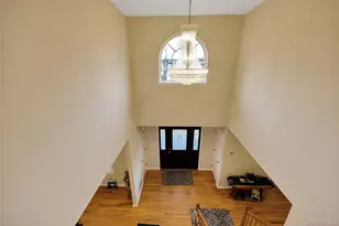 107 James St, Massapequa, NY 11758 - Photo 5