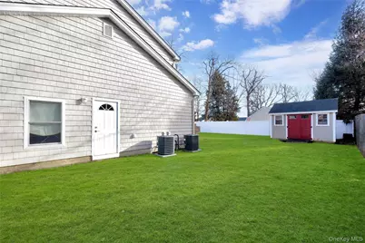 107 James Street, Massapequa, NY 11758 - Photo 31