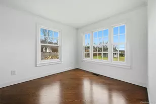 20845 Soundview Ave, Southold, NY 11971 - Photo 13