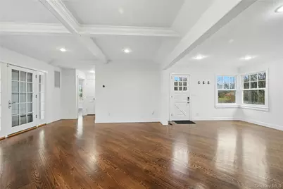 20845 Soundview Avenue, Southold, NY 11971 - Photo 9