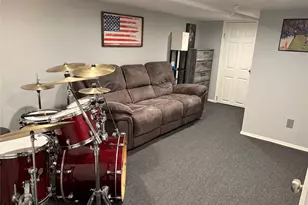 108 Elizabeth St, Floral Park, NY 11001 - Photo 25