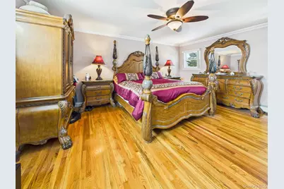 803 Michele Lane, Wantagh, NY 11793 - Photo 17