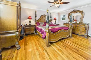 803 Michele Ln, Wantagh, NY 11793 - Photo 17