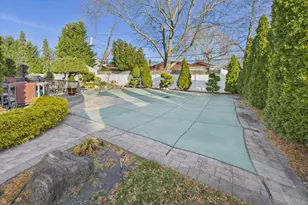 803 Michele Ln, Wantagh, NY 11793 - Photo 35