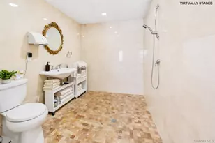 803 Michele Ln, Wantagh, NY 11793 - Photo 27