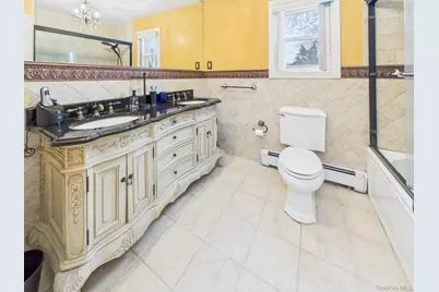 803 Michele Lane, Wantagh, NY 11793 - Photo 25