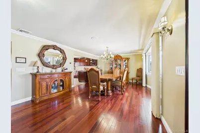 803 Michele Lane, Wantagh, NY 11793 - Photo 3