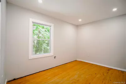 333 Spring Road, Huntington, NY 11743 - Photo 7