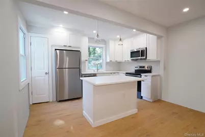 333 Spring Road, Huntington, NY 11743 - Photo 15