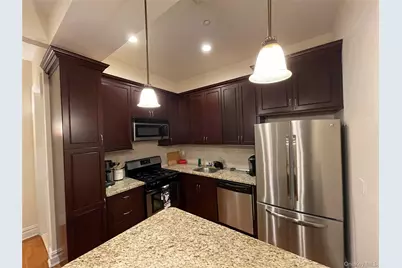 377 New York Avenue #C, Huntington, NY 11743 - Photo 5