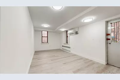 137-10 Franklin Avenue #L1, Flushing, NY 11354 - Photo 7