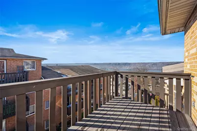 351 N Broadway #1E, Yonkers, NY 10701 - Photo 5