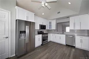 238 Village Green Dr, Port Jefferson Station, NY 11776 - Photo 3