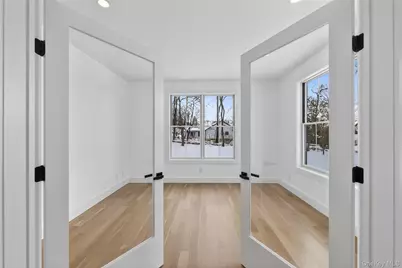 43 Hilltop Lane, Thornwood, NY 10594 - Photo 15