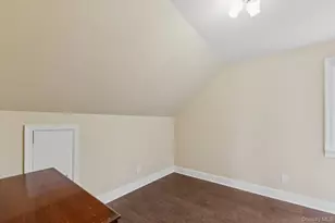 397 Split Rock Rd, Syosset, NY 11791 - Photo 21