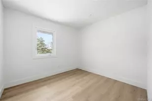 126 Country Village Ln, East Islip, NY 11730 - Photo 13