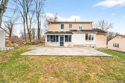 19 Indian Trail, White Plains, NY 10603 - Photo 37