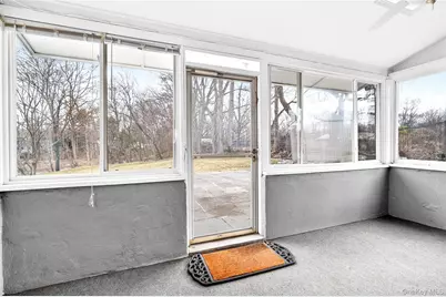 19 Indian Trail, White Plains, NY 10603 - Photo 31