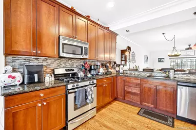 102 Villa Court, Carmel, NY 10512 - Photo 11
