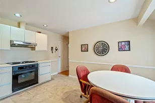 2046 Hancock Ave, North Bellmore, NY 11710 - Photo 17