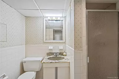 2046 Hancock Avenue, North Bellmore, NY 11710 - Photo 27