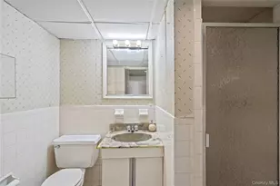 2046 Hancock Ave, North Bellmore, NY 11710 - Photo 27