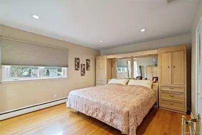 2046 Hancock Avenue, North Bellmore, NY 11710 - Photo 23